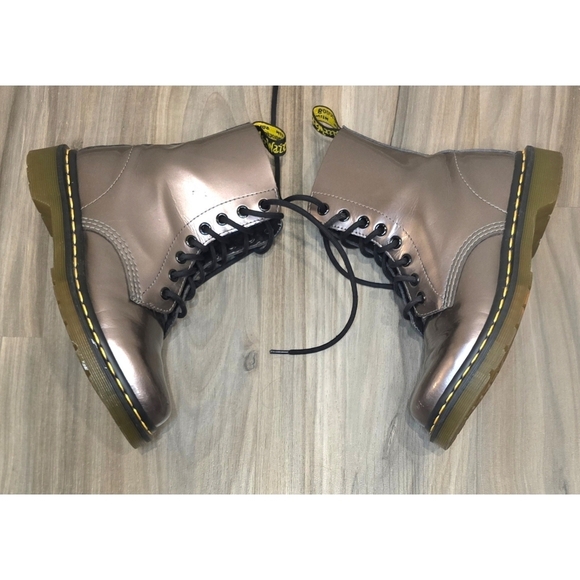 Doc Martens Pascal Pewter Spectra Metallic Leather Boots, Size 6 US - Picture 4 of 13
